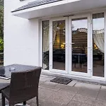 The Howbeck & The Retreat 5min To Lake, Restaurants & To The Free