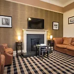 Casa de hóspedes The Howbeck & The Retreat 5min To Lake, Restaurants & To The Free