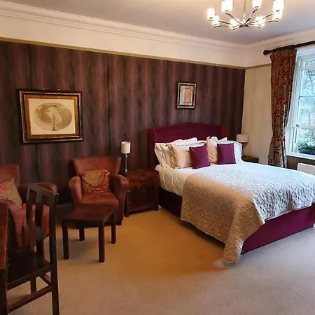 The Howbeck & The Retreat Incl Off-site Health Club And Parking Ev Point Available