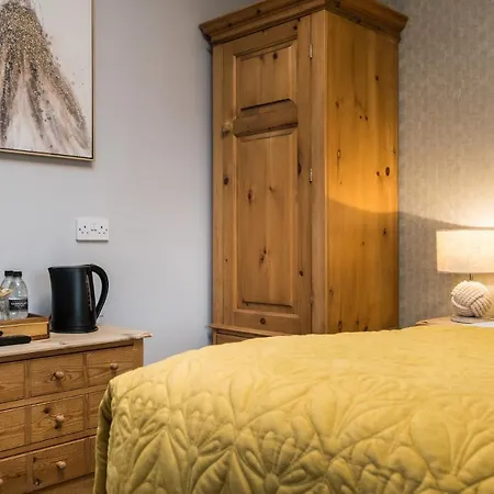 The Howbeck & The Retreat Incl Off-site Health Club And Parking Ev Point Available 5*