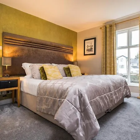 Guest house The Howbeck & The Retreat Incl Off-site Health Club And Parking Ev Point Available
