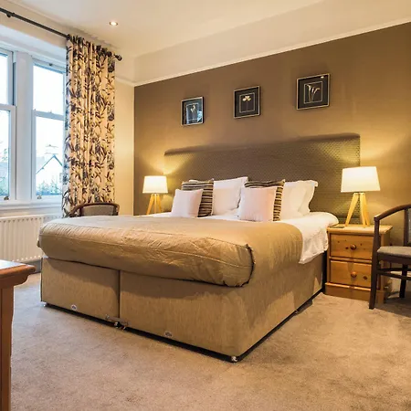 The Howbeck & The Retreat Location, Incl Off-site Health Club And Parking Ev Point Available, Great Deals On 5* Windermere