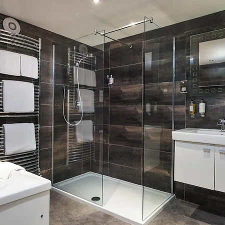 بيت ضيافة The Howbeck & The Retreat Location, Incl Off-site Health Club And Parking Ev Point Available, Great Deals On 5*