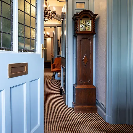 The Howbeck & The Retreat 5min To Lake, Restaurants & To The Free Hydro Wellness Club Windermere