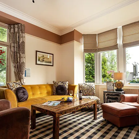 Pensionat The Howbeck & The Retreat 5min To Lake, Restaurants & To The Free Hydro Wellness Club 5*