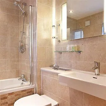 The Howbeck & The Retreat Incl Off-site Health Club And Parking Ev Point Available