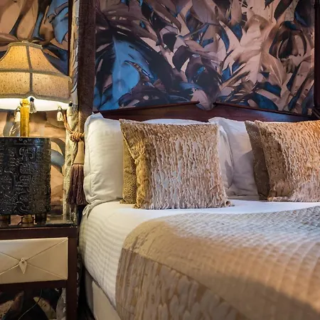 Gasthuis The Howbeck & The Retreat Incl Off-site Health Club And Parking Ev Point Available