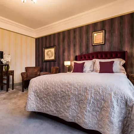 Gasthuis The Howbeck & The Retreat Incl Off-site Health Club And Parking Ev Point Available 5*