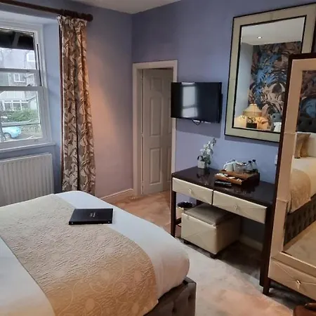 The Howbeck & The Retreat 5min To Lake, Restaurants & To The Free Hydro Wellness Club Windermere