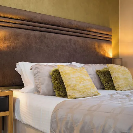 Πανσιόν The Howbeck & The Retreat Location, Incl Off-site Health Club And Parking Ev Point Available, Great Deals On