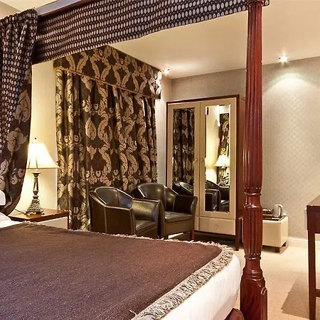 The Howbeck & The Retreat Incl Off-site Health Club And Parking Ev Point Available Gasthuis 5*