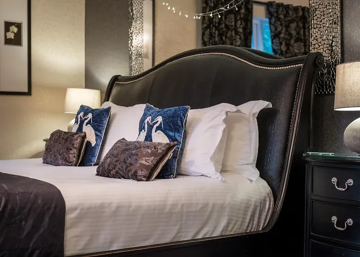 The Howbeck & The Retreat 5min To Lake, Restaurants & To The Free Penzion