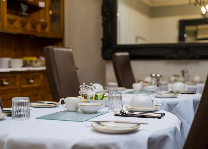 The Howbeck & The Retreat 5min To Lake, Restaurants & To The Free Penzion Windermere