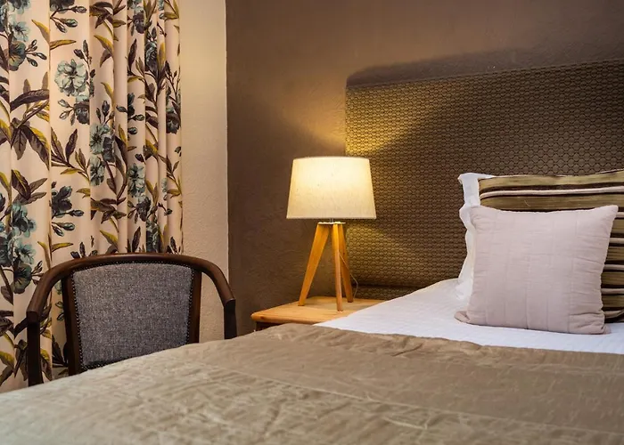 The Howbeck & The Retreat 5min To Lake, Restaurants & To The Free Penzion