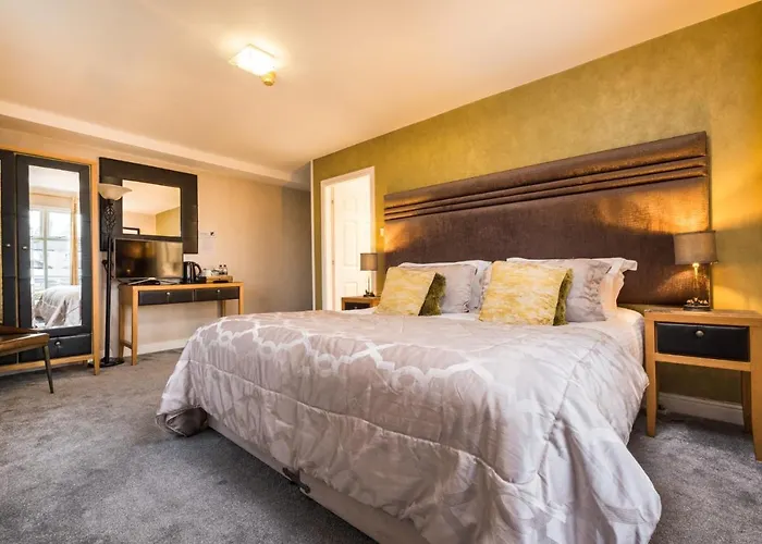 The Howbeck & The Retreat 5min To Lake, Restaurants & To The Free Penzion