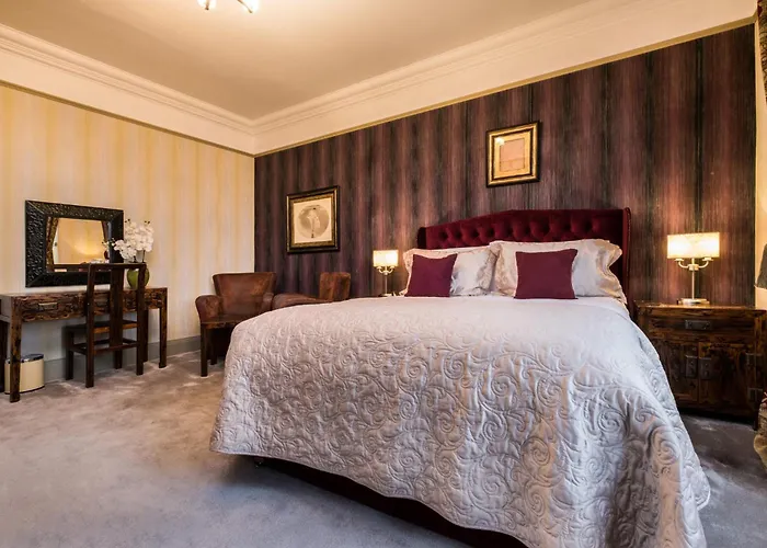 Penzion The Howbeck & The Retreat 5min To Lake, Restaurants & To The Free 5*