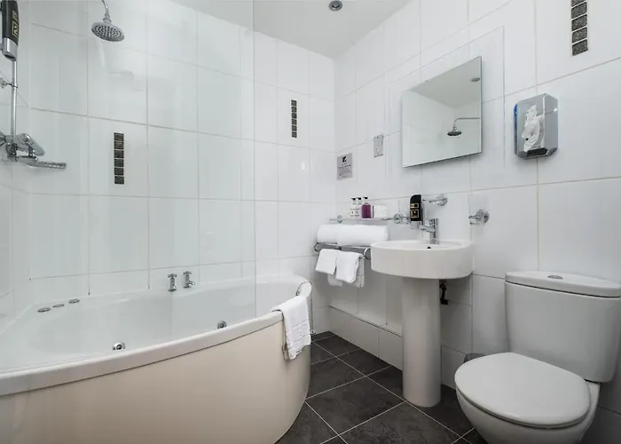 The Howbeck & The Retreat 5min To Lake, Restaurants & To The Free Windermere