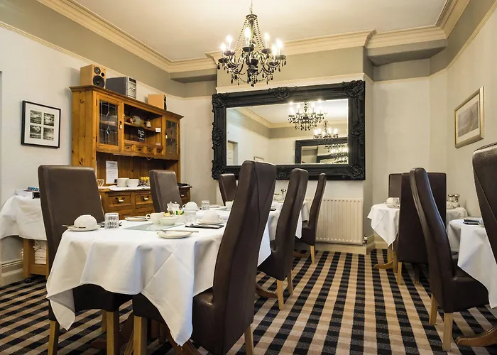 The Howbeck & The Retreat 5min To Lake, Restaurants & To The Free Penzion Windermere