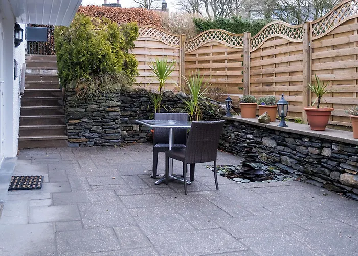 The Howbeck & The Retreat 5min To Lake, Restaurants & To The Free Penzion Windermere