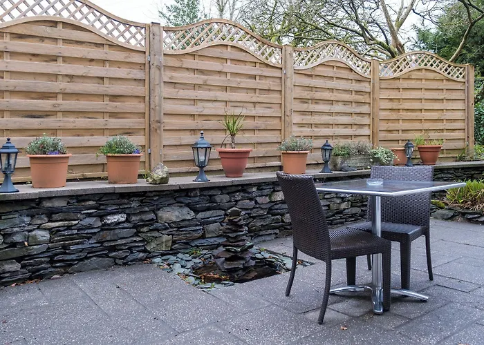 Penzion The Howbeck & The Retreat 5min To Lake, Restaurants & To The Free