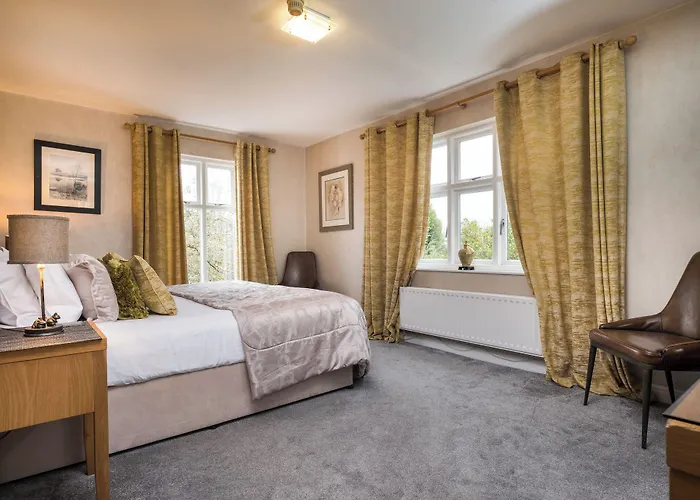 Penzion The Howbeck & The Retreat 5min To Lake, Restaurants & To The Free 5*